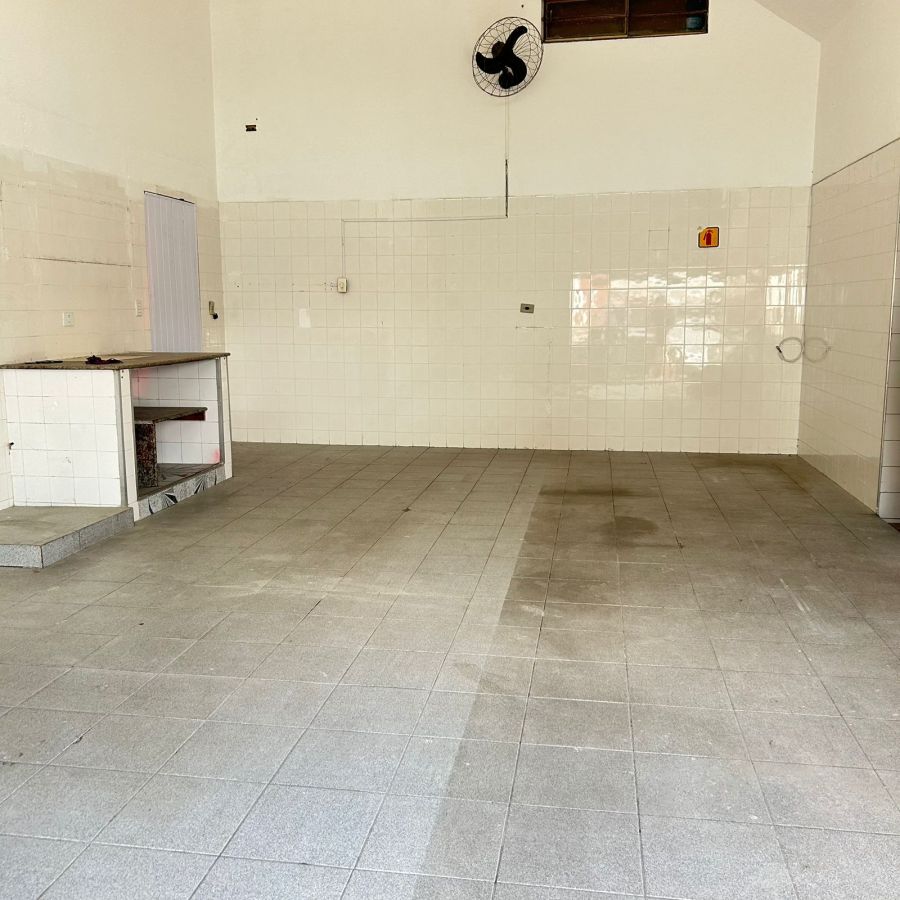 Sal�o - Aluguel - Jardim Tupan - Barueri - SP